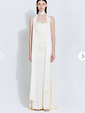Sirapop Exclusive Stella Satin Dress
$645.00 w Long Neck Scarf/ sash